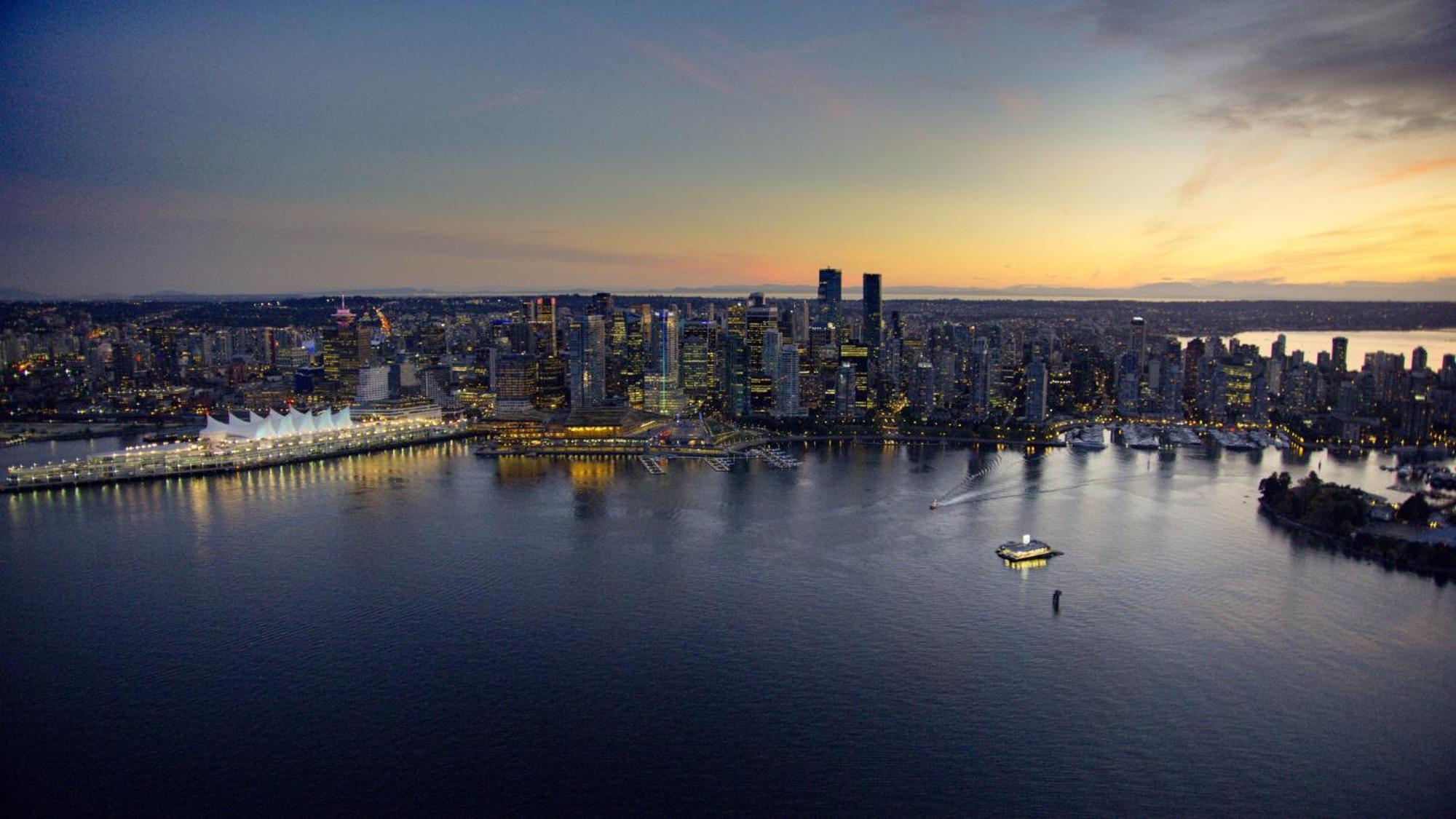 Holiday Inn & Suites Vancouver Downtown By Ihg Eksteriør billede
