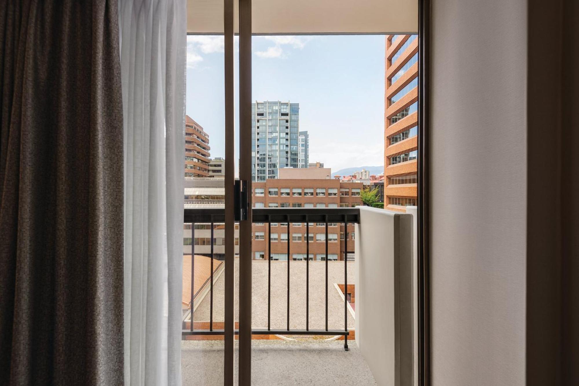 Holiday Inn & Suites Vancouver Downtown By Ihg Eksteriør billede