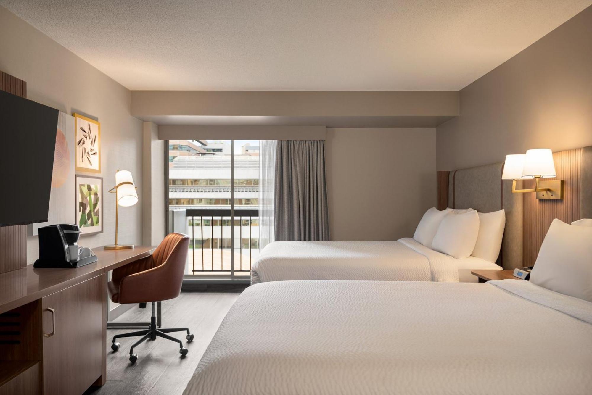 Holiday Inn & Suites Vancouver Downtown By Ihg Eksteriør billede